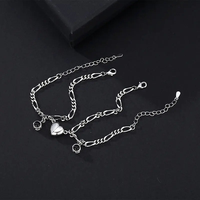 Verita's Love Projection Bracelet "100 Languages"